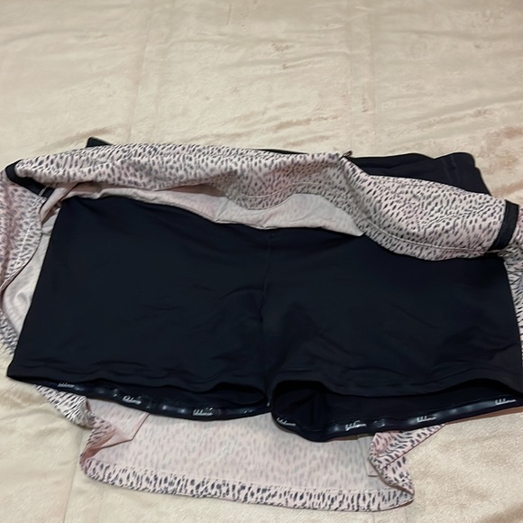 Lululemon pace rival skirt - Picture 2 of 5